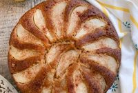 Olive Oil Pear Cake with Ginger and Cinnamon Crumble