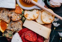 How to Build the Ultimate Cheese Board for Entertaining