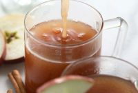 Spiked Apple Cider Recipe: Warm Boozy Fall Drink Guide
