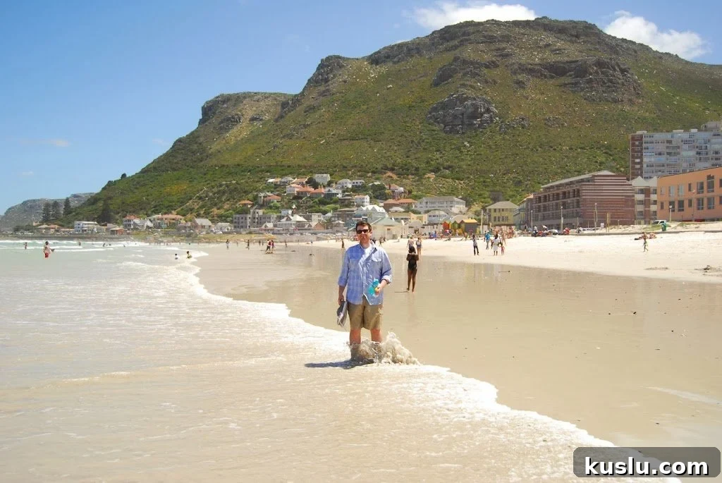 A Duck's Oven: Our visit to Muizenberg Beach just outside of Cape Town, South Africa