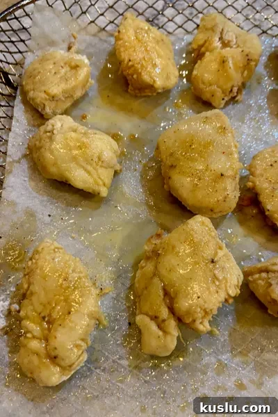 chicken nuggets with oil 