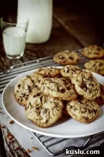 Savory Sweet Life’s Classic Chocolate Chip Cookies Recipe 3 Chocolate chip cookies