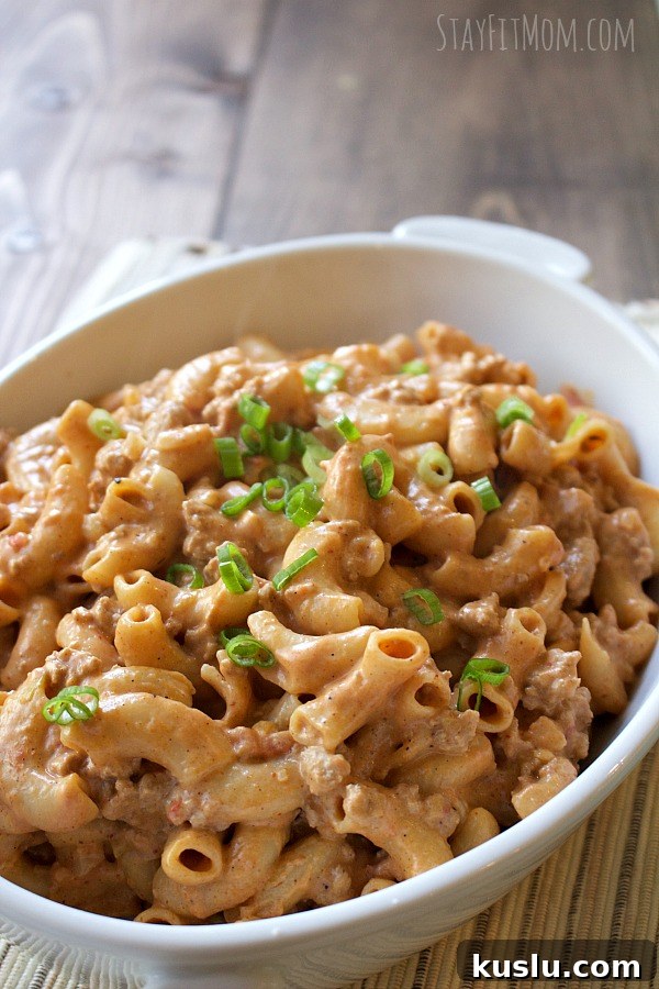 Skinny One Pot Chili Mac & Cheese