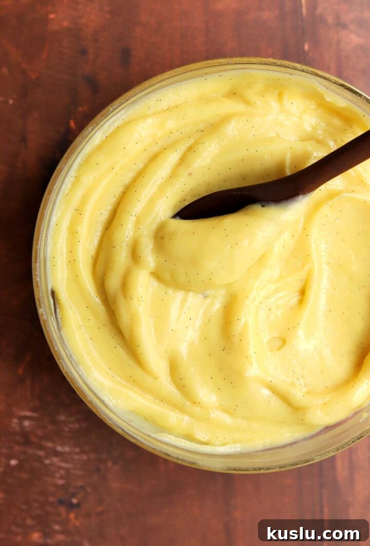 Homemade Vanilla Pastry Cream (Crème Pâtissière) Recipe 2 vanilla pastry cream