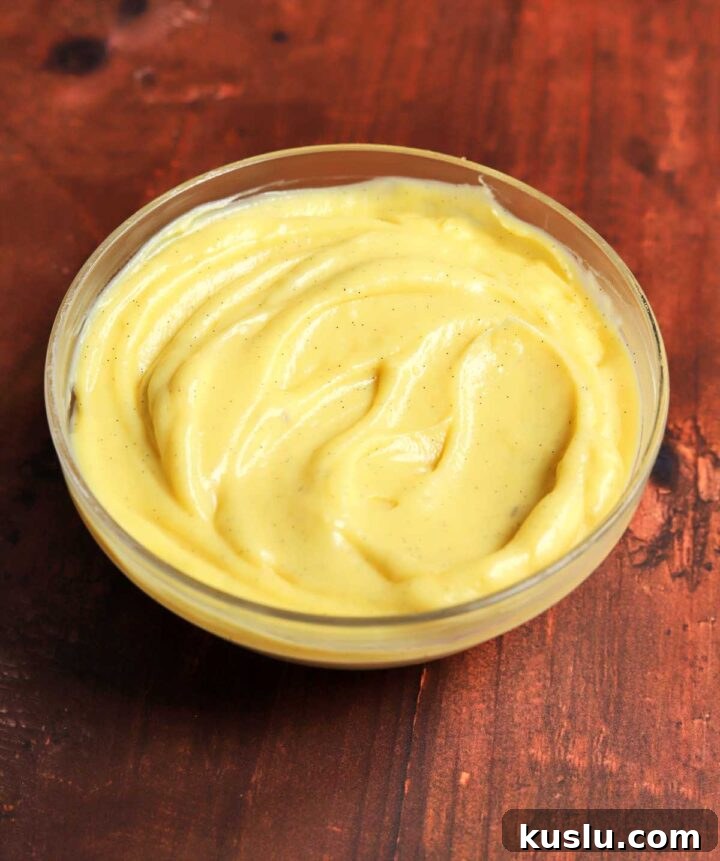 Homemade Vanilla Pastry Cream (Crème Pâtissière) Recipe 4 vanilla pastry cream