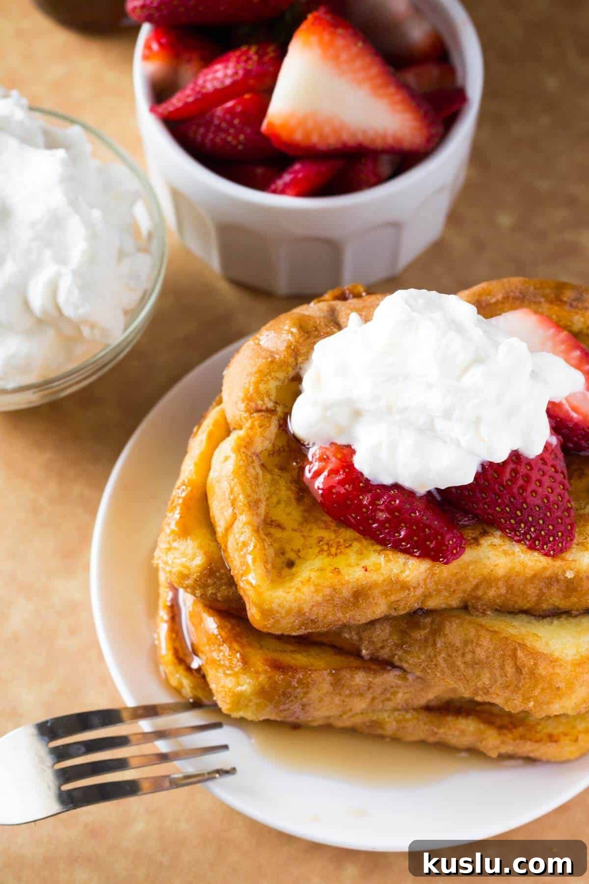 Classic French Toast Recipe: Crispy Edges and Creamy Center 2 The BEST French Toast - fluffy, buttery, golden brown, topped with maple syrup and the best reason to get out of bed!