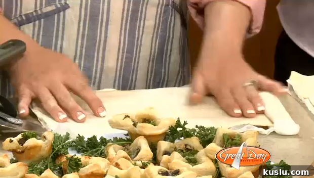 Portabella Mushroom and Brie Brunch Bites with Herbed Goat Cheese 3 KMOV Great Day St. Louis Portabella Mushroom and Brie Brunch Bites