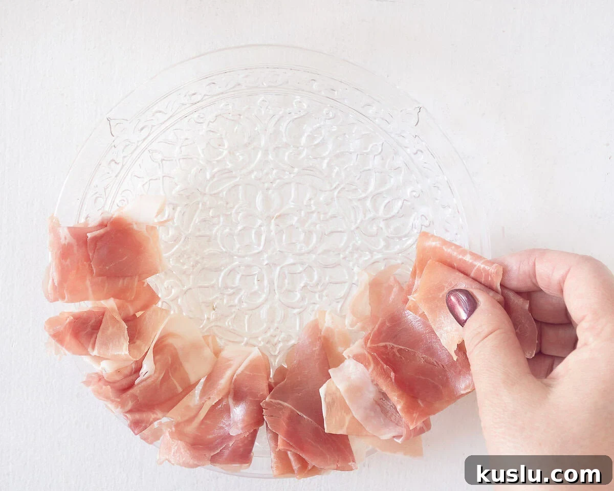Place a border of parmaham on a plate