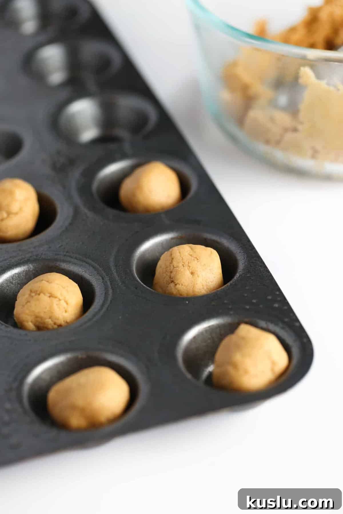 Reese’s Peanut Butter Cup Cookies Recipe: Gooey Chocolate Peanut Butter Treats 6 Baked cookie cups