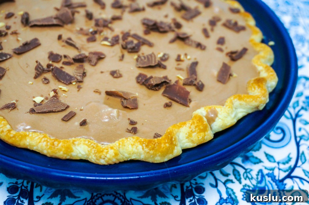 Decadent Hershey Bar Pie Recipe: How to Make the Classic Dessert 2 Hershey Bar Pie