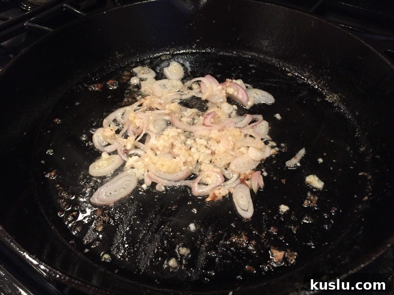 Sauteing garlic and shallot