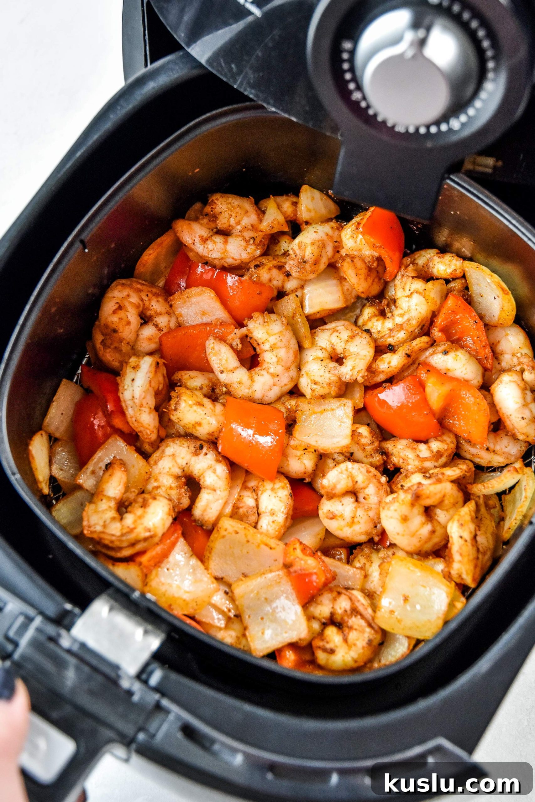 Crispy Air Fryer Shrimp with Roasted Vegetables 6 Easy Air fryer Shrimp & vegetables in the air fryer basket