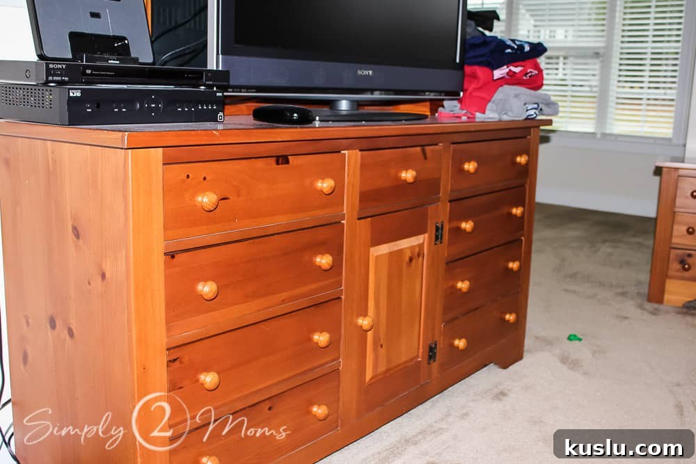 How to Paint Furniture: Step-by-Step Tutorial 5 photo of dresser before painting